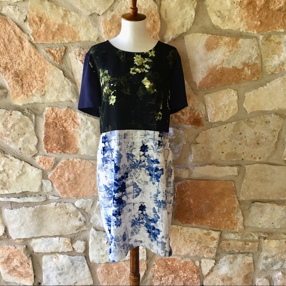 Ivanka Trump Dresses & Skirts - Ivanka Trump Tunic Dress.
